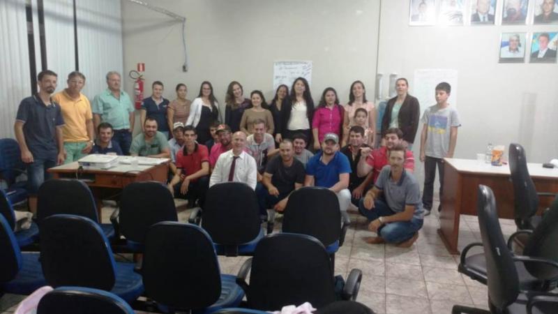 Sala do Empreendedor de Nova Laranjeiras Promoveu Palestra Estratégia de vendas